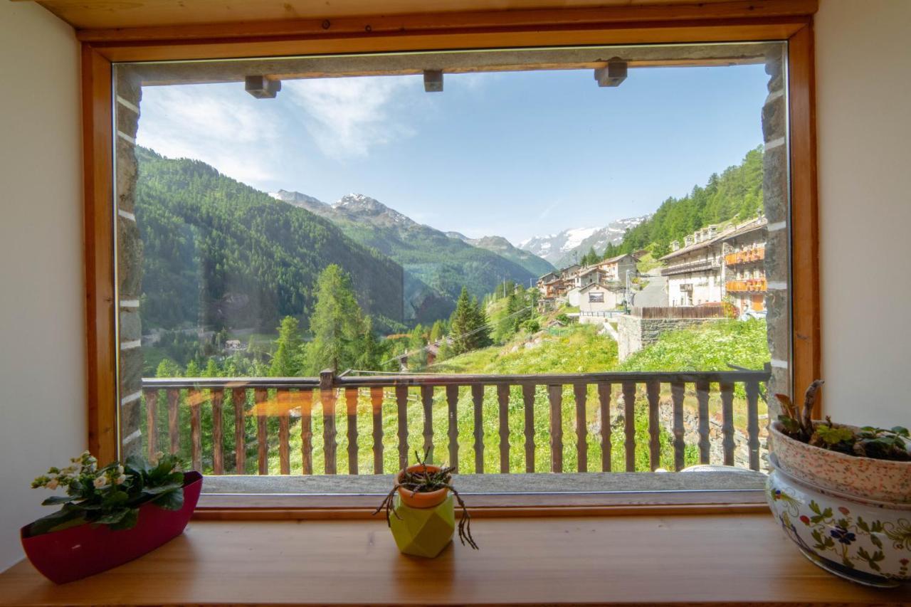 Hotel & Restaurant Perret - Mountain People Valgrisenche Exterior foto